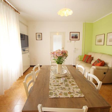 Apartment Agnese โรวีน ภายนอก รูปภาพ