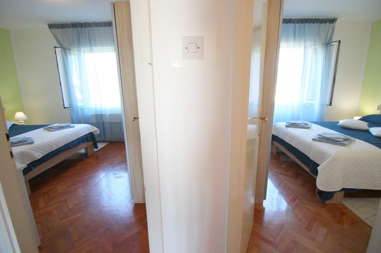 Apartment Agnese โรวีน ภายนอก รูปภาพ